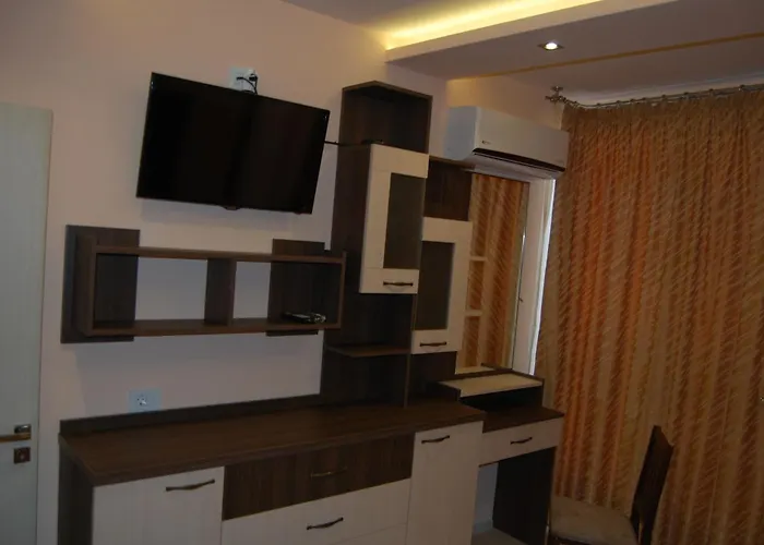 Luxury Neptune Center Apartmán *